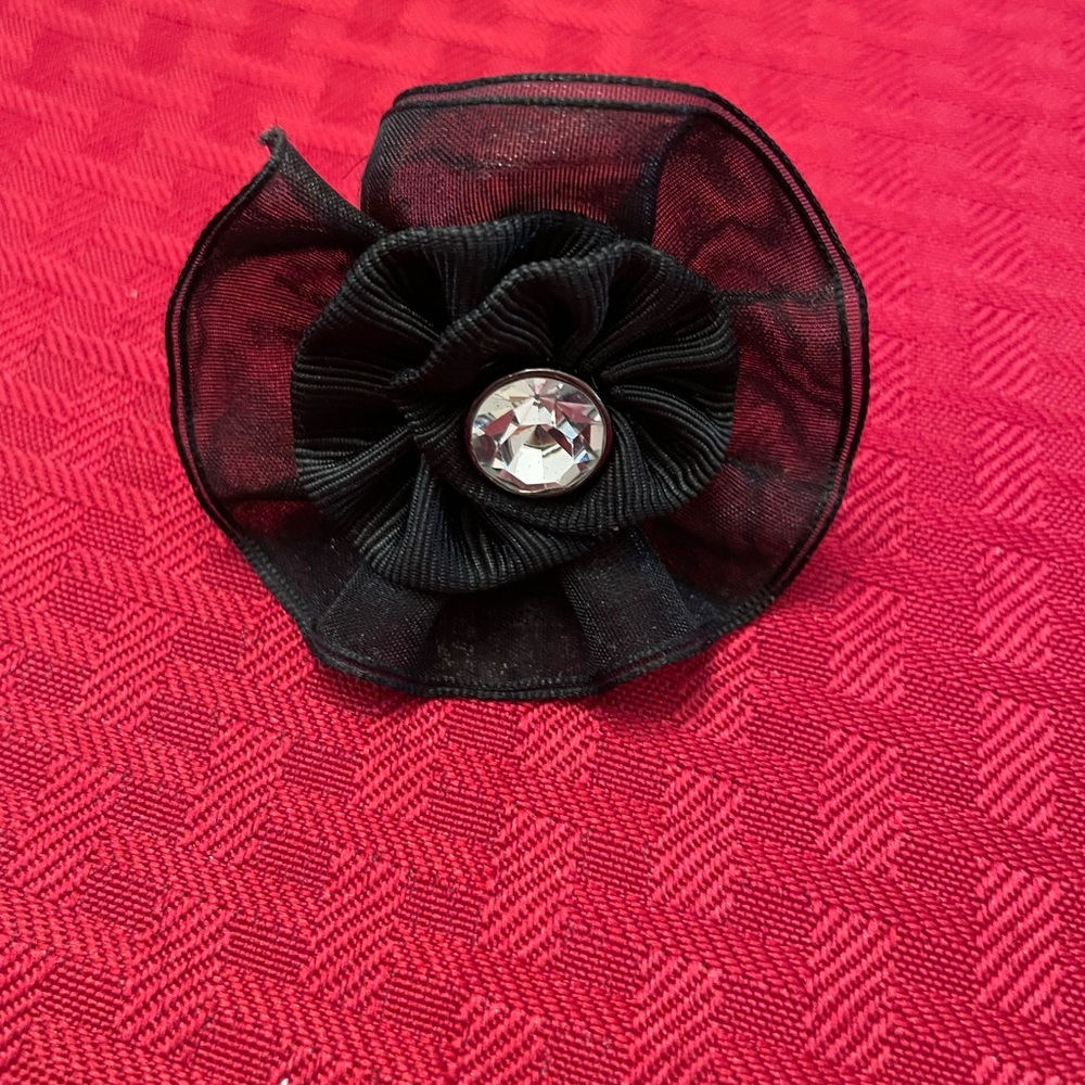 Betsey Johnson ring - Picture 4 of 8